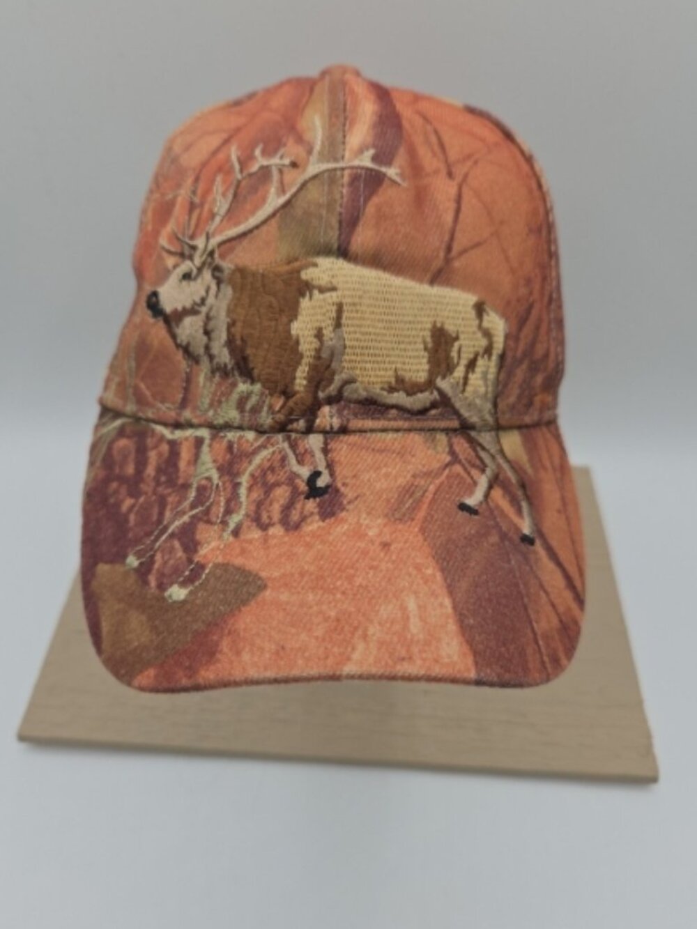 Golden Lion Elk Camouflage Hat – Vintage Hunting Cap – One Size